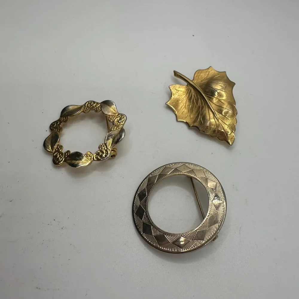 VTG MCM Brooch Lot 3 Gold Tone Leaf Geometric Circle Floral Wreath Pins Coquette